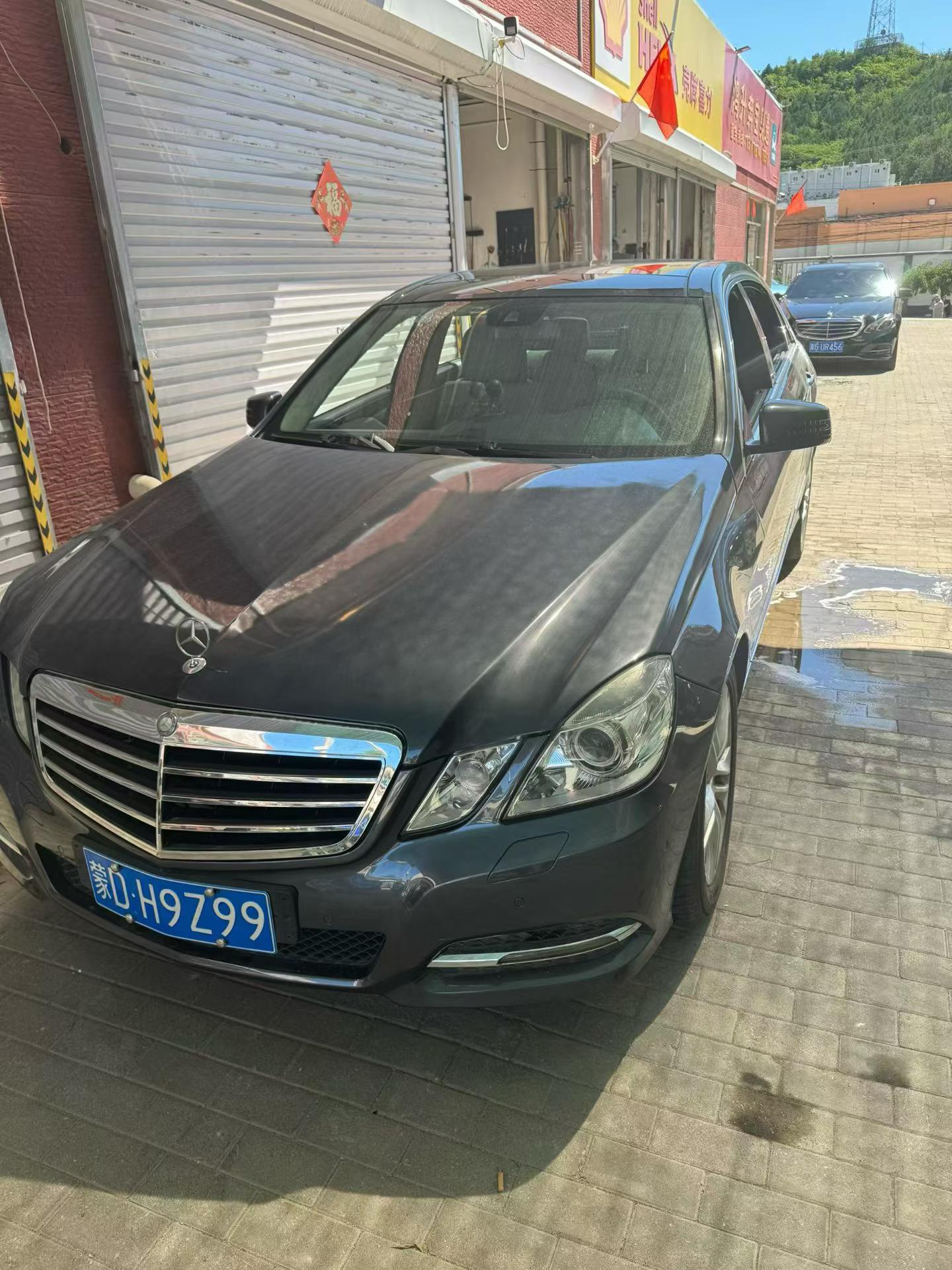2010 E300L Fashion Model