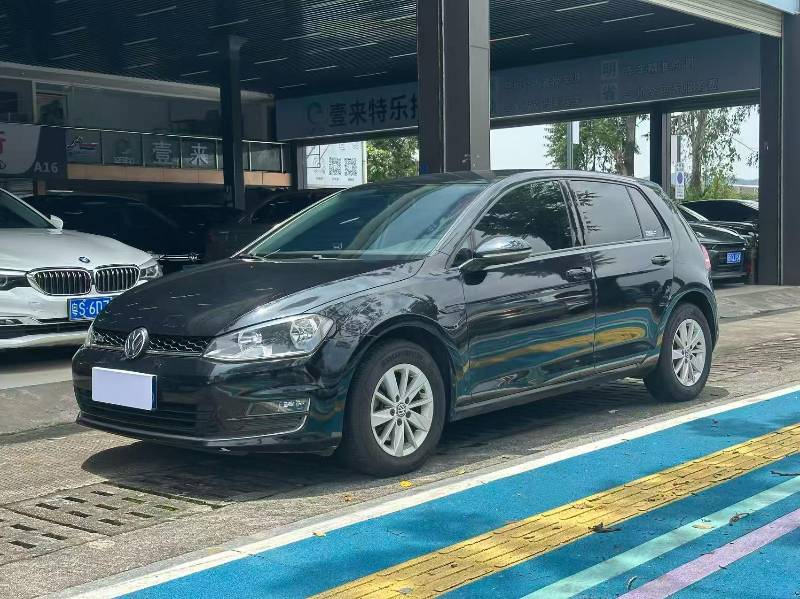 2016 Volkswagen Golf 1.6L Automatic Fashion Edition