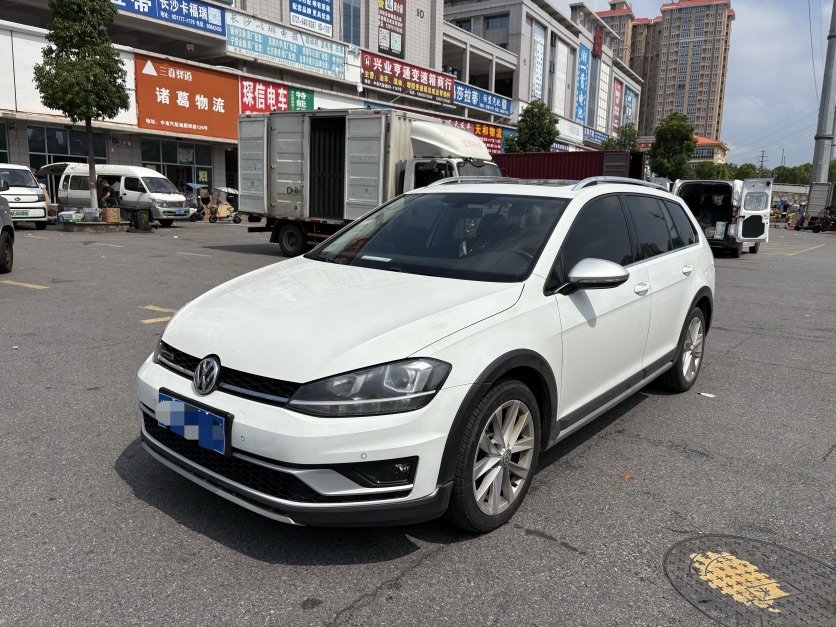 2019 Volkswagen Golf 1.8TSI Estate (Imported)