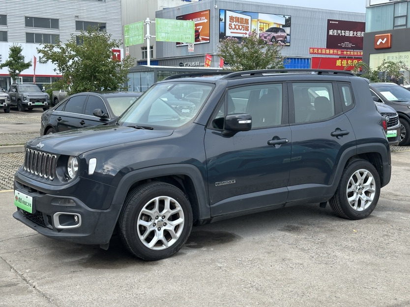 2018 Jeep Renegade Connected Large Screen Version 180T Automatic High-Energy Edition