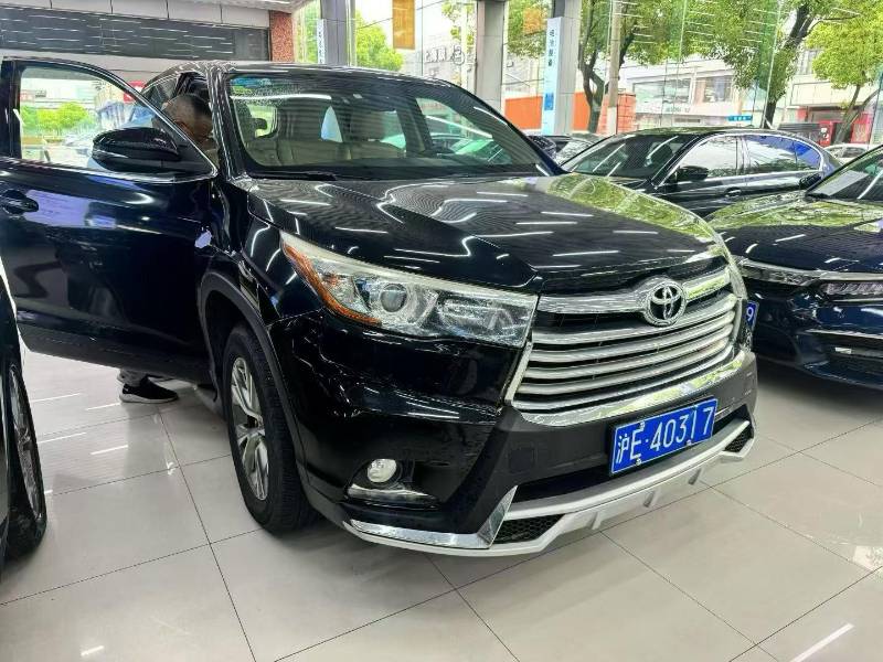 2015 Toyota Highlander 2.0T Two-Wheel Drive Elite Edition 7-Seater