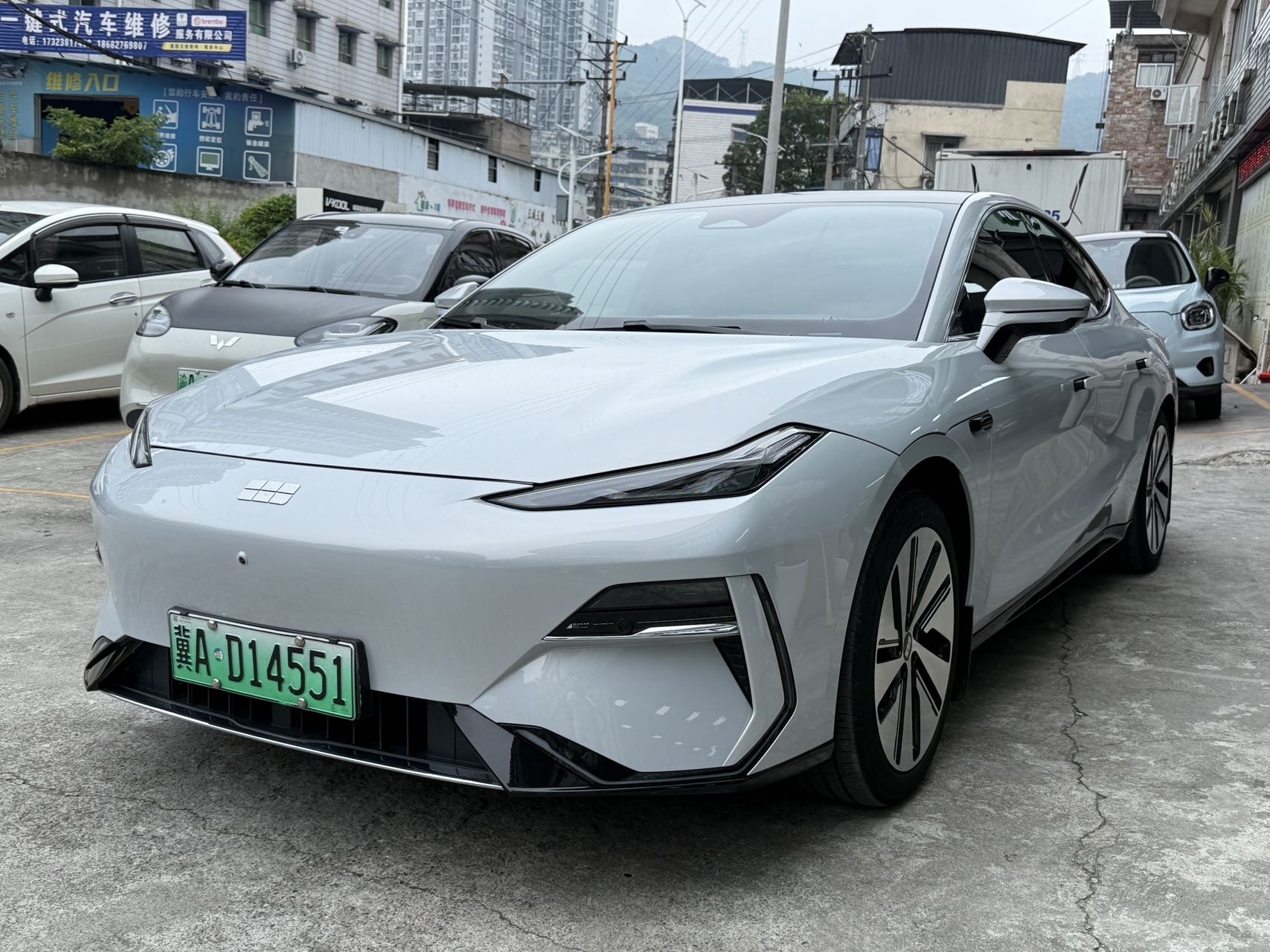 2024 665km rear-drive starship smart driving version