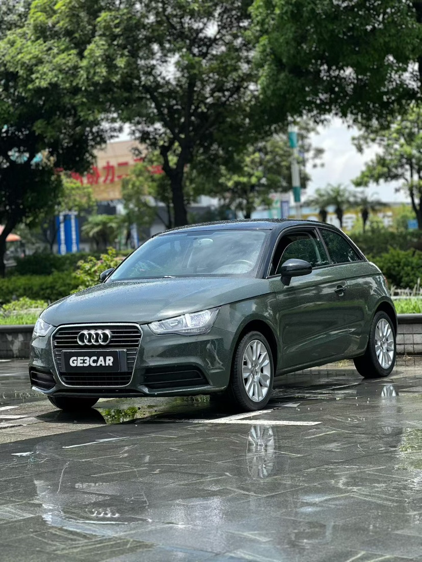 2014 Audi A1 30 TFSI Fashion