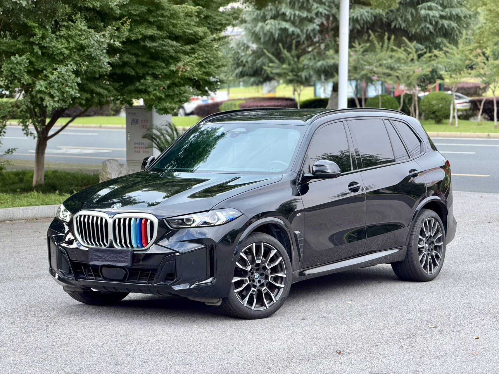 2023 BMW X5 Drive 40Li M