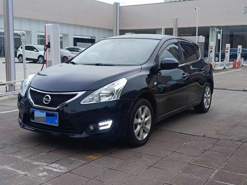2011 Nissan Tiida 1.6L CVT Comfort Version