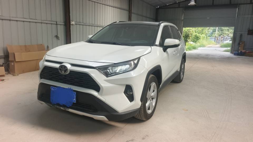 2022 Toyota RAV4 2.0L CVT Front-Wheel Drive XLE Edition