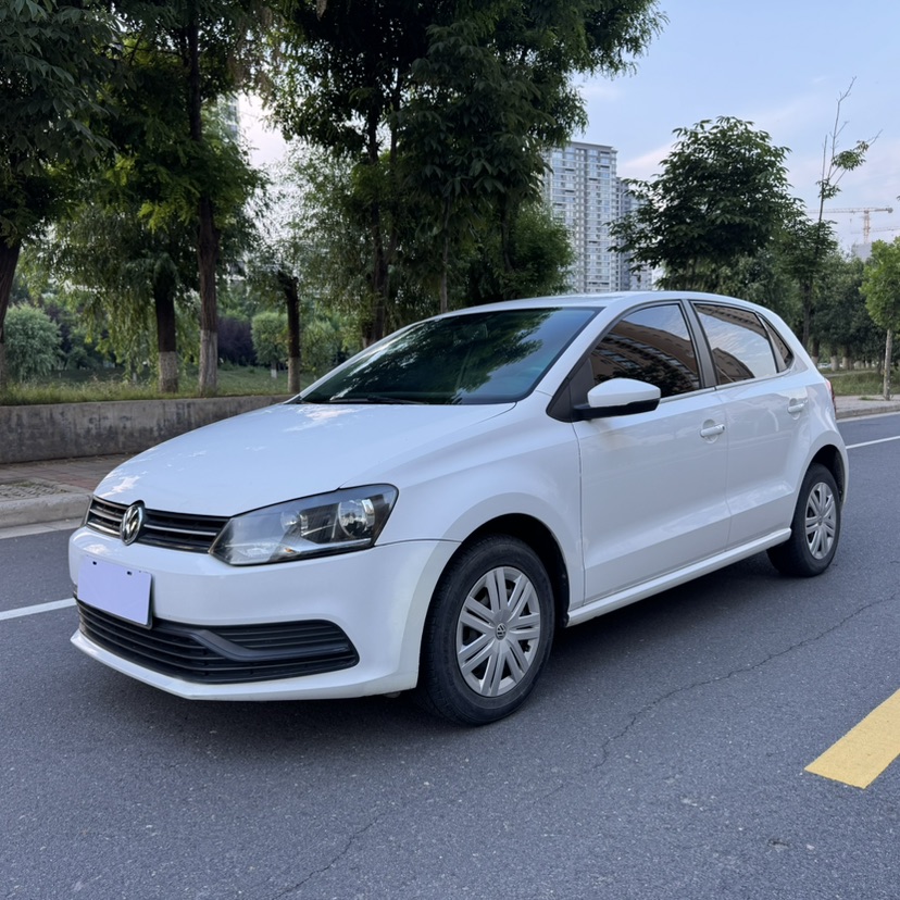 2016 Volkswagen Polo 1.4L Manual