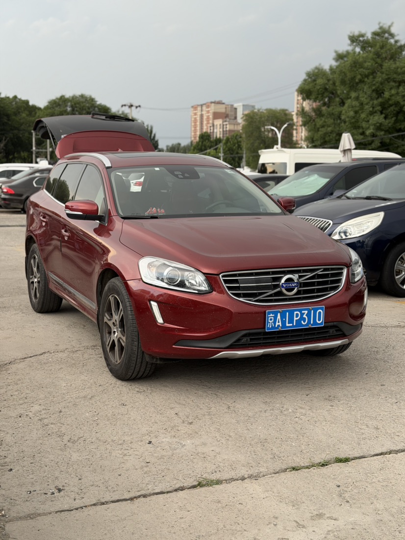 2015 Volvo XC60 2.0T T5 AWD