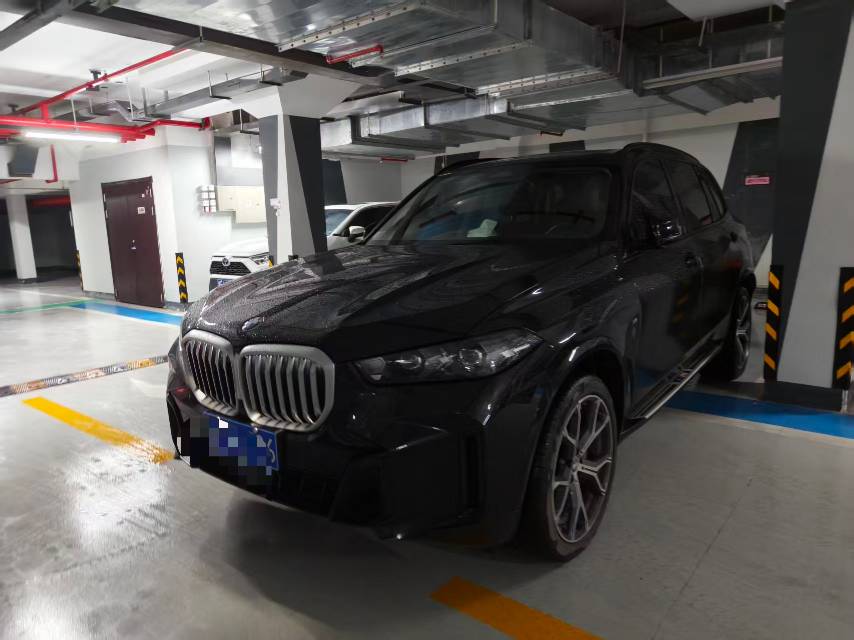 2023 BMW X5 Drive 30Li M