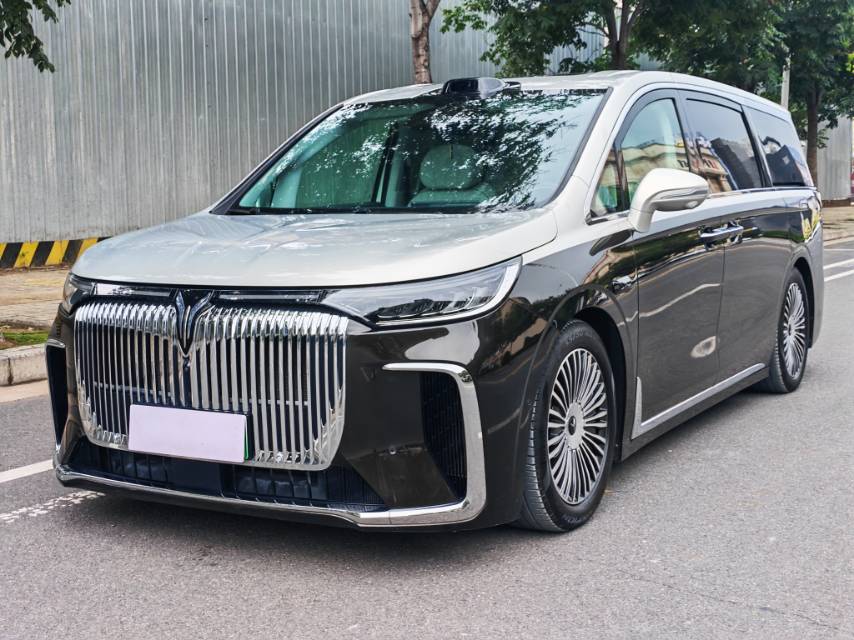 2025 VOYAH Dreamer PHEV Four-Wheel Drive Flagship Qiankun Edition