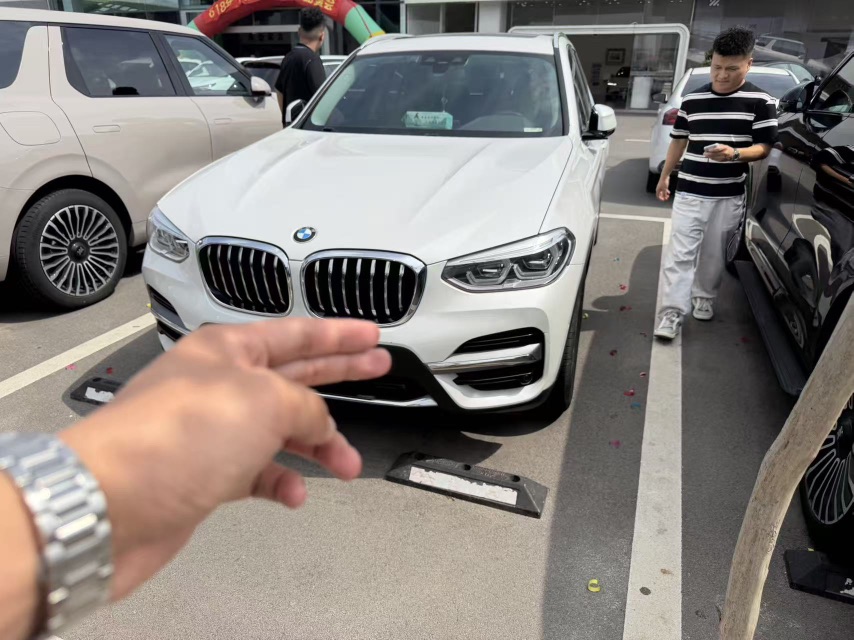 2019 BMW X3 Drive28i
