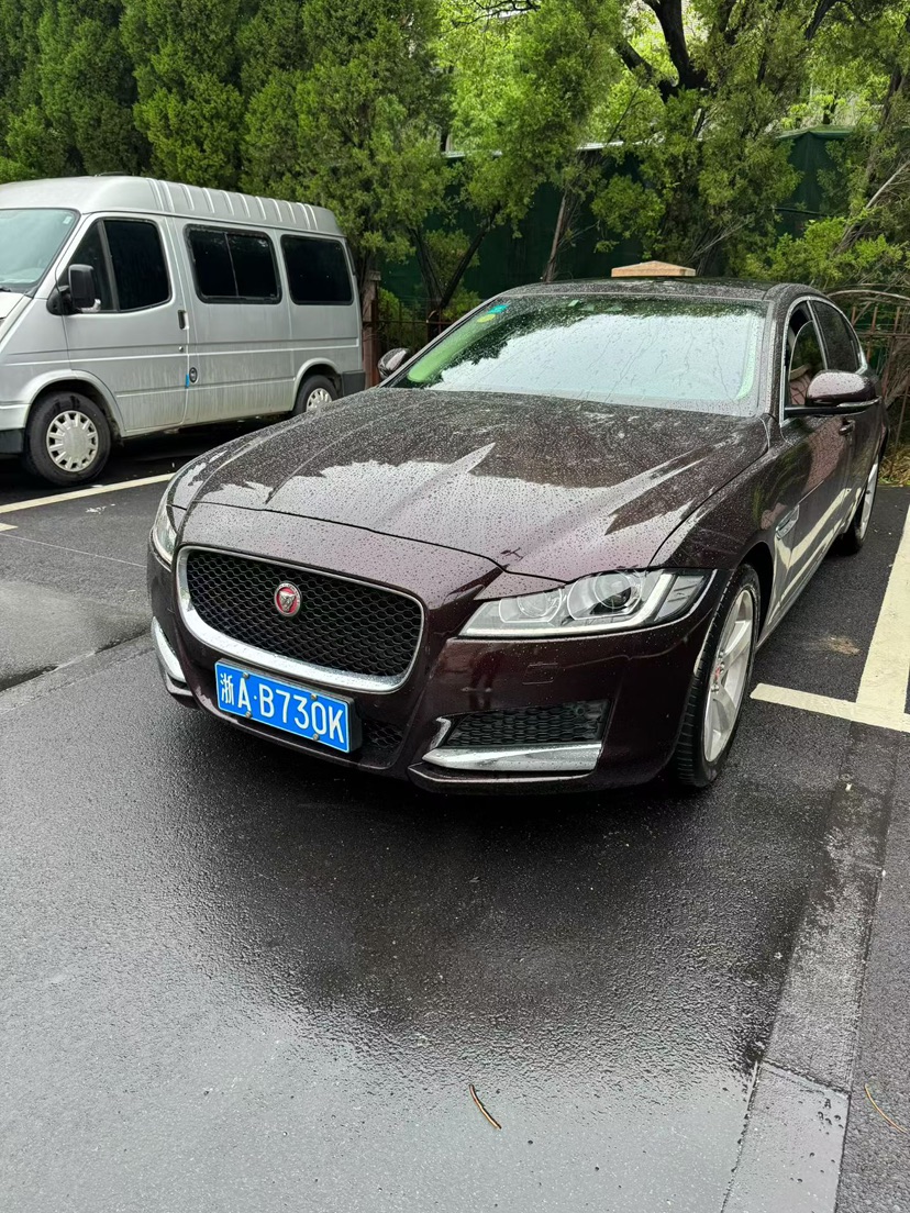 2018 Jaguar XFL 2.0T 200PS