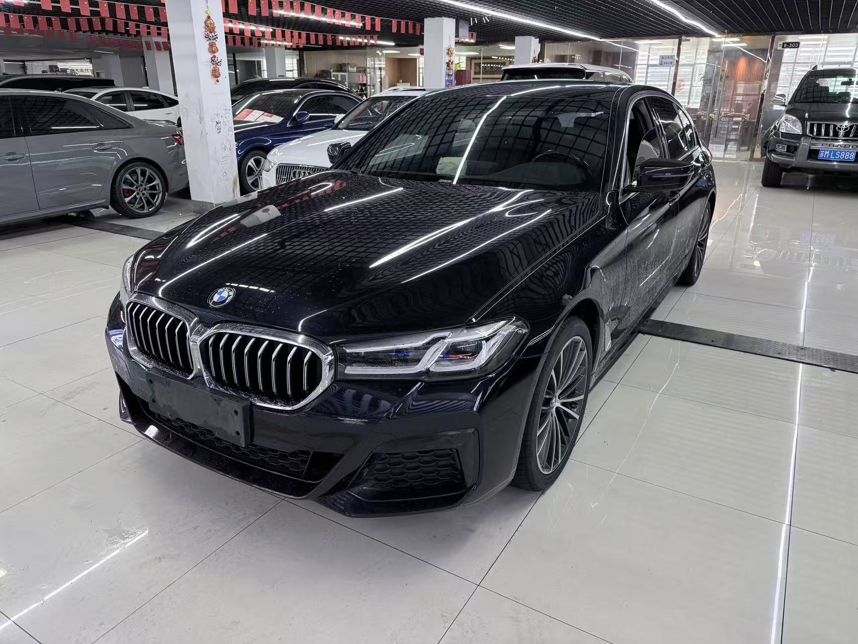 2021 BMW 5 Series 530Li M