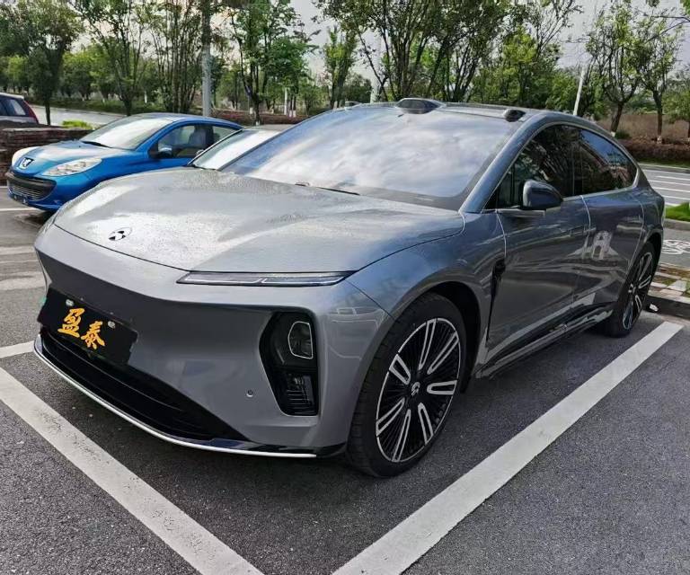2025 model 100kWh signature version