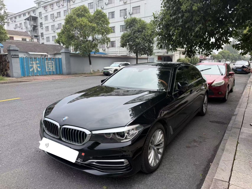 2020 BMW 5 Series 525Li