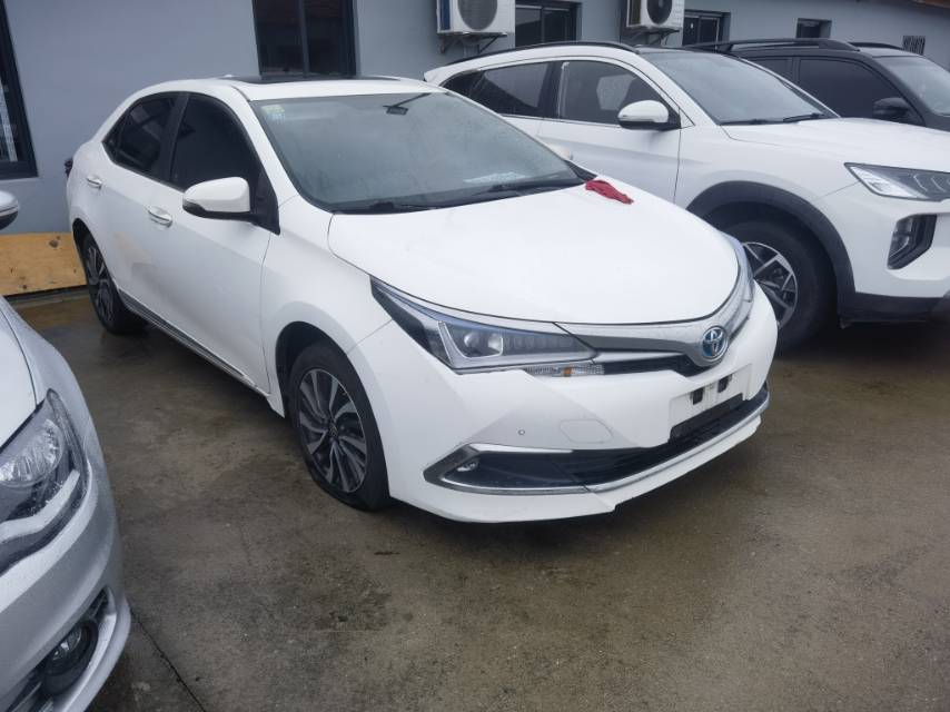 2017 Toyota Corolla Facelift 1.8L E-CVT