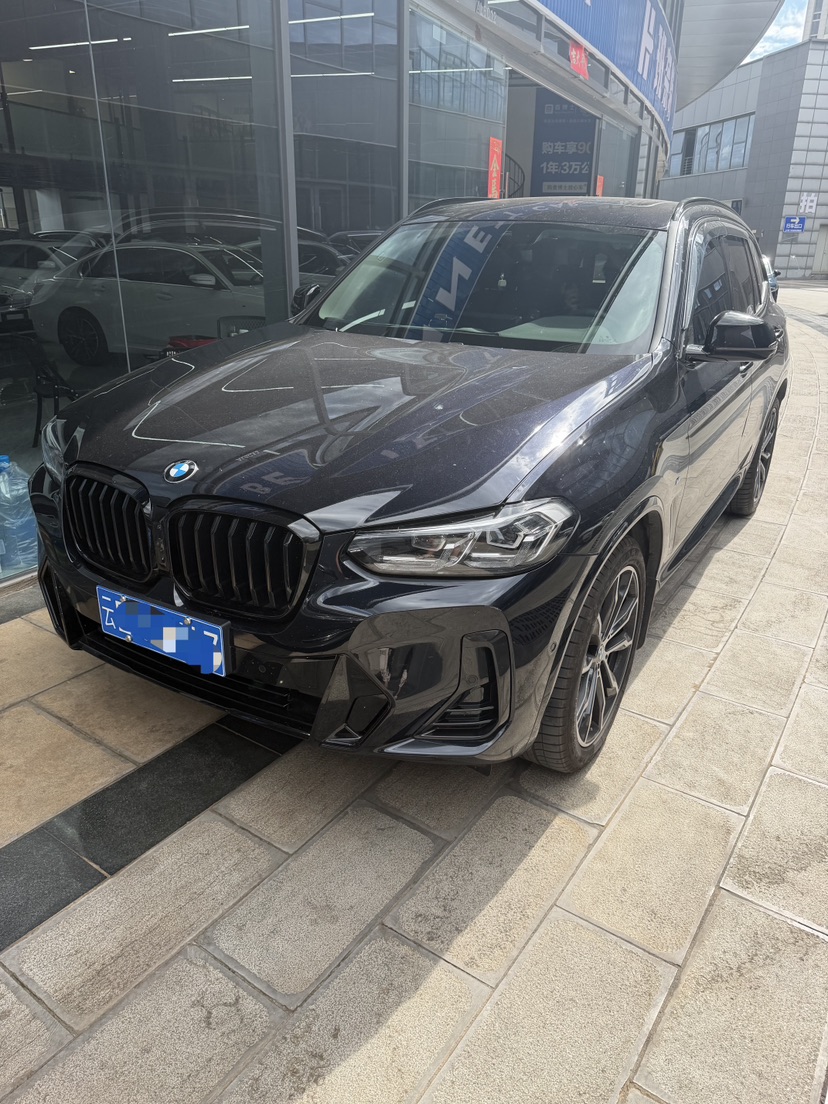 2023 BMW X3 Drive30i M