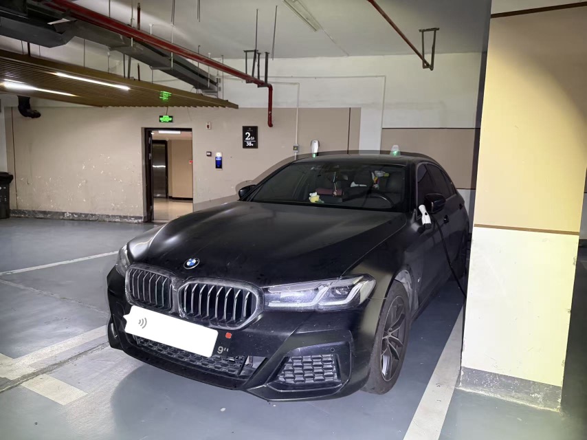 2021 BMW 5 Series 525Li