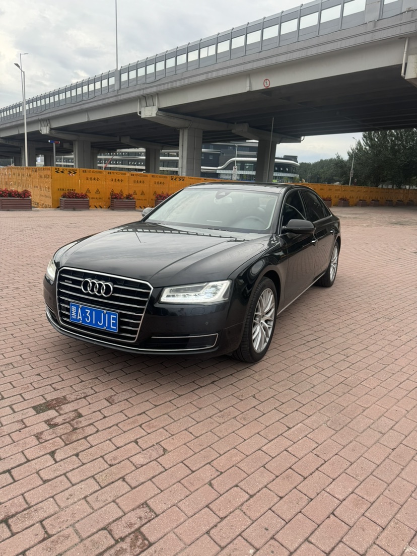 2014 Audi A8L 45 TFSI quattro Comfort