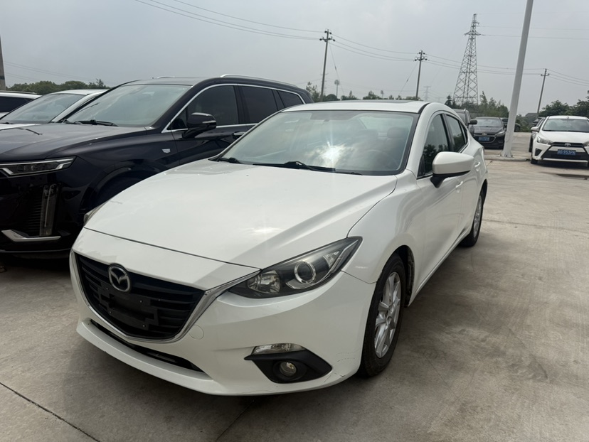 2014 Mazda 3 Axela 1.5L Automatic Luxury