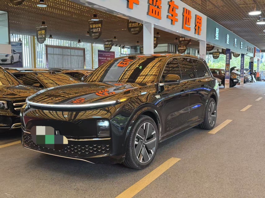 2025 Li Auto Ultra