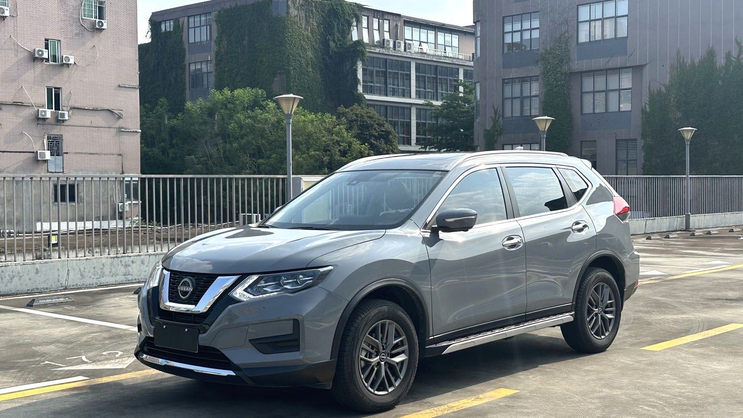 2025 Nissan X-Trail 2.0L