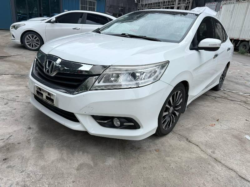 2013 Honda Crider 1.8L Automatic Luxury Edition